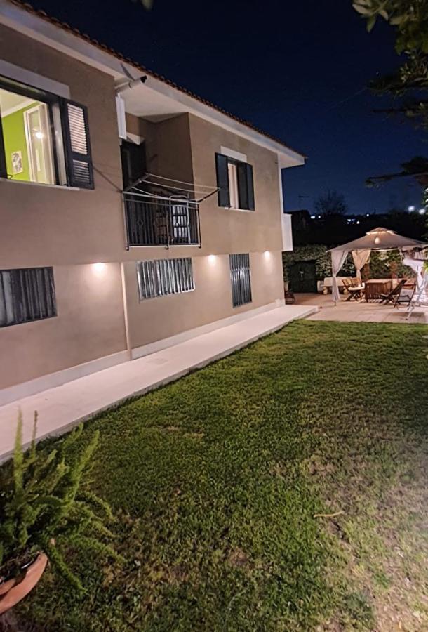 La Casa Di Barry Pozzuoli Exterior foto